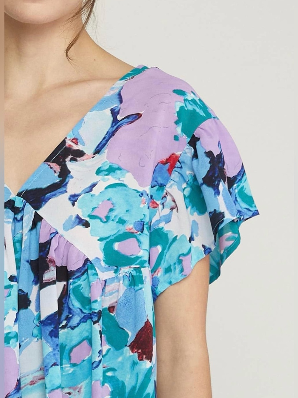 entro V-Neck Flutter Sleeve Blouse in Aqua & Lilac Floral - Picture 9 of 10